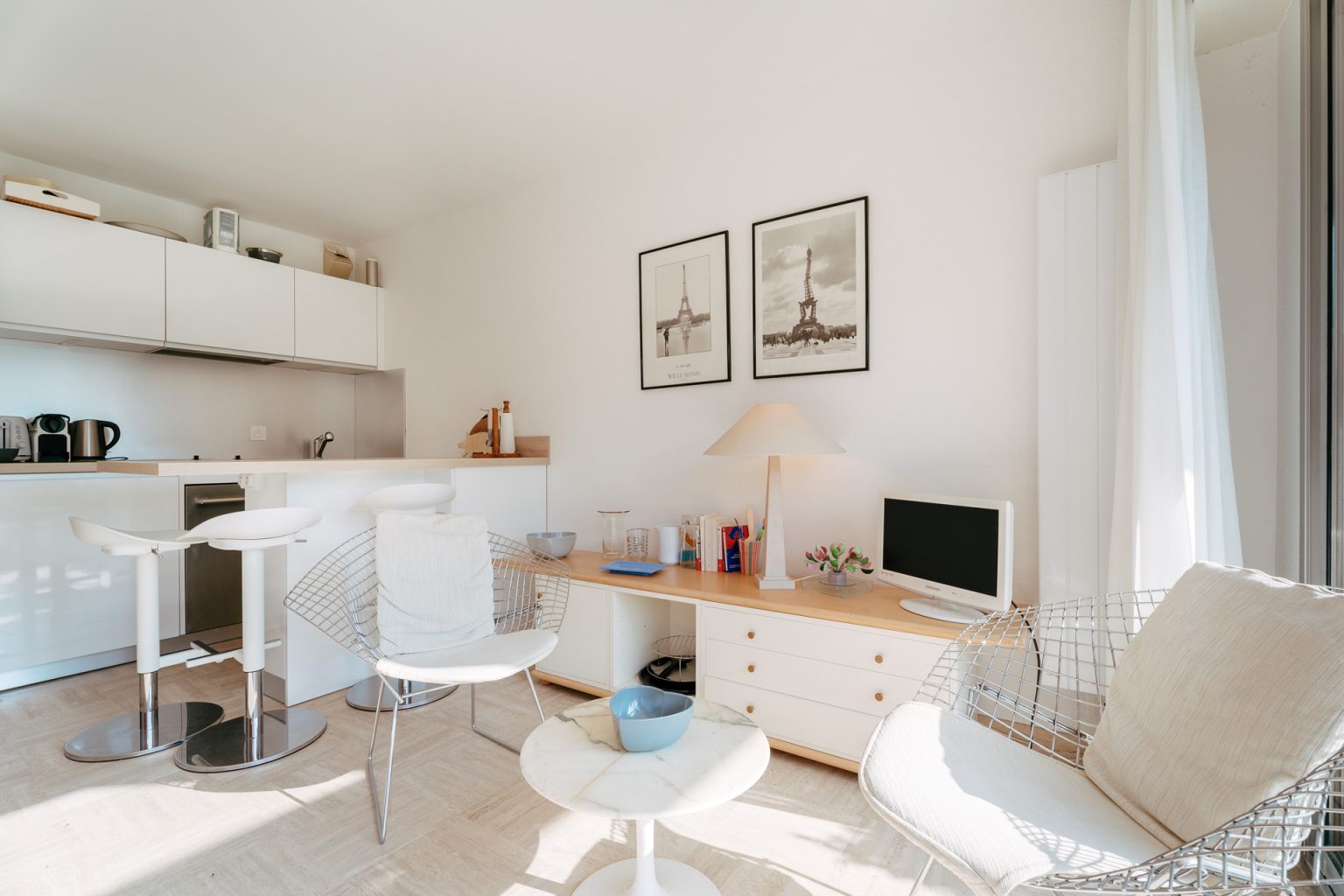 Photographie du salon d'un appartement de location à Carnac